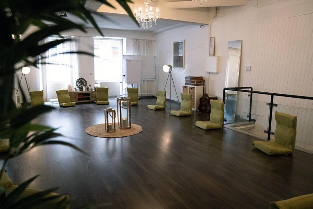 Superschoenes Studio Lunca 220Qm In Stuttgart West Buitenkant foto